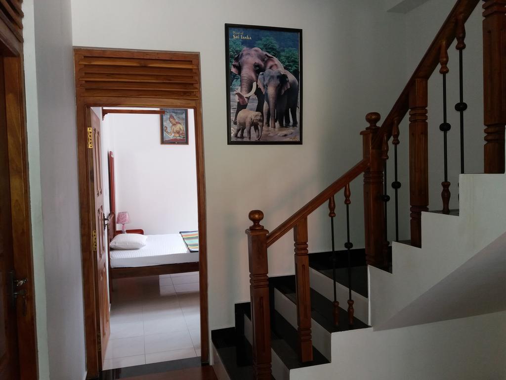 Canal Side Guest House Polonnaruwa Exterior foto