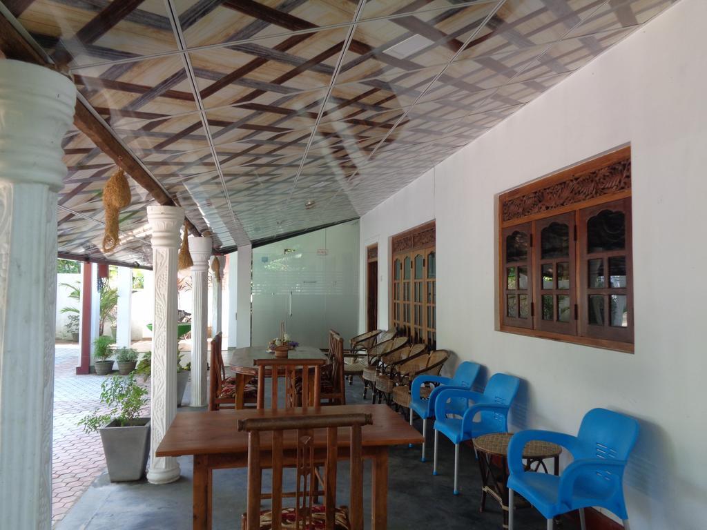 Canal Side Guest House Polonnaruwa Exterior foto