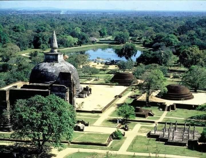Canal Side Guest House Polonnaruwa Exterior foto